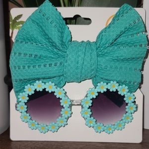 Girl Bow and sunglasses